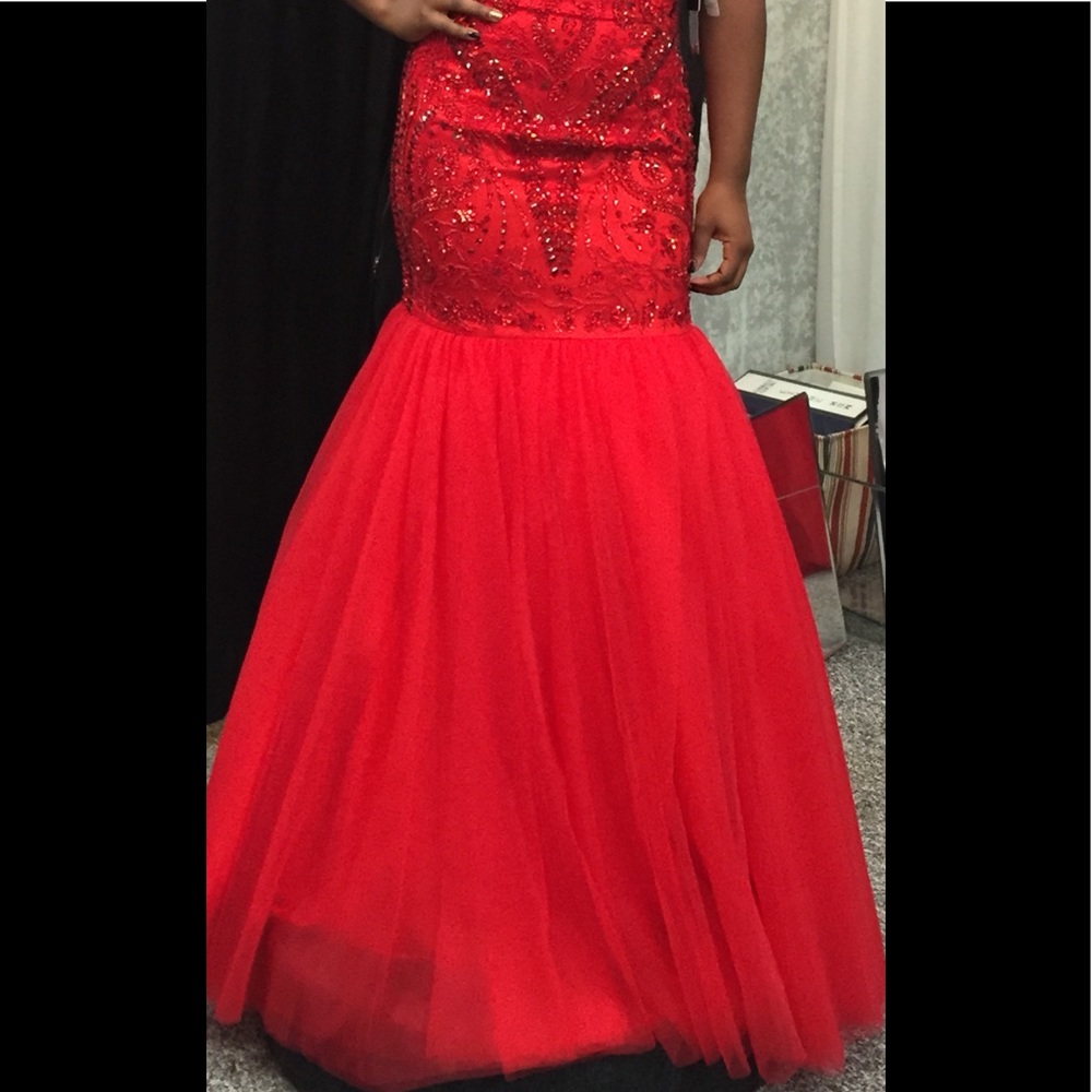 Sherri Hill Pageant Chic Dress Size 4 - Picture 9 of 9